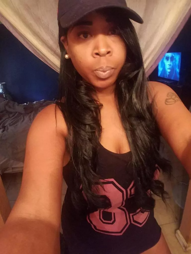 Me👀 posted by SidePieceNeeded