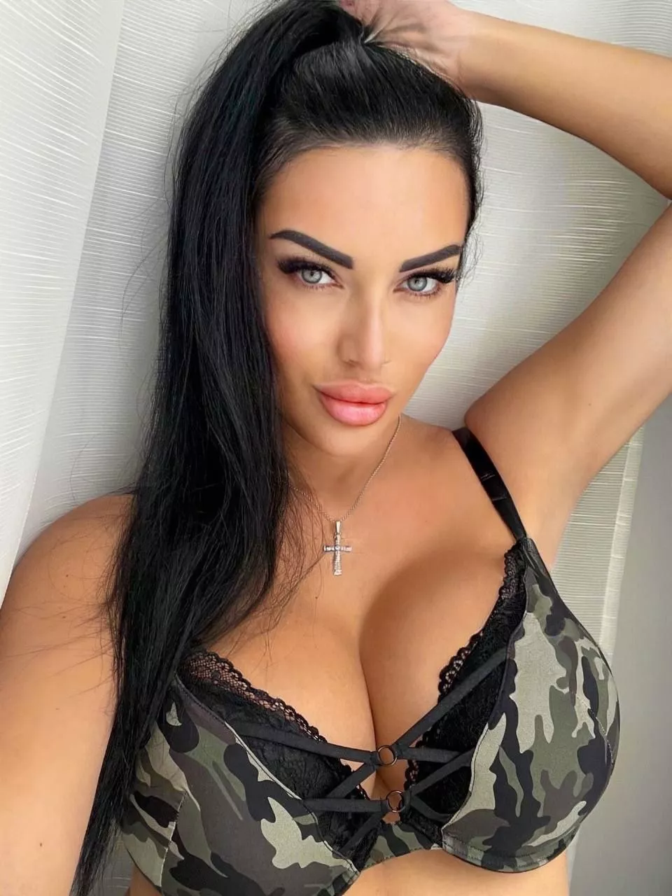 Me and the girls hope you have a great day posted by sore_hurricane