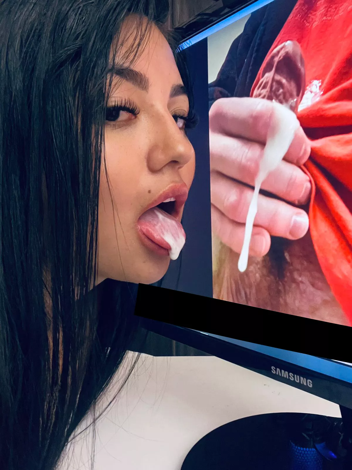 Me (female) tributing a juicy COCK posted by Juana_dirt_sanchez