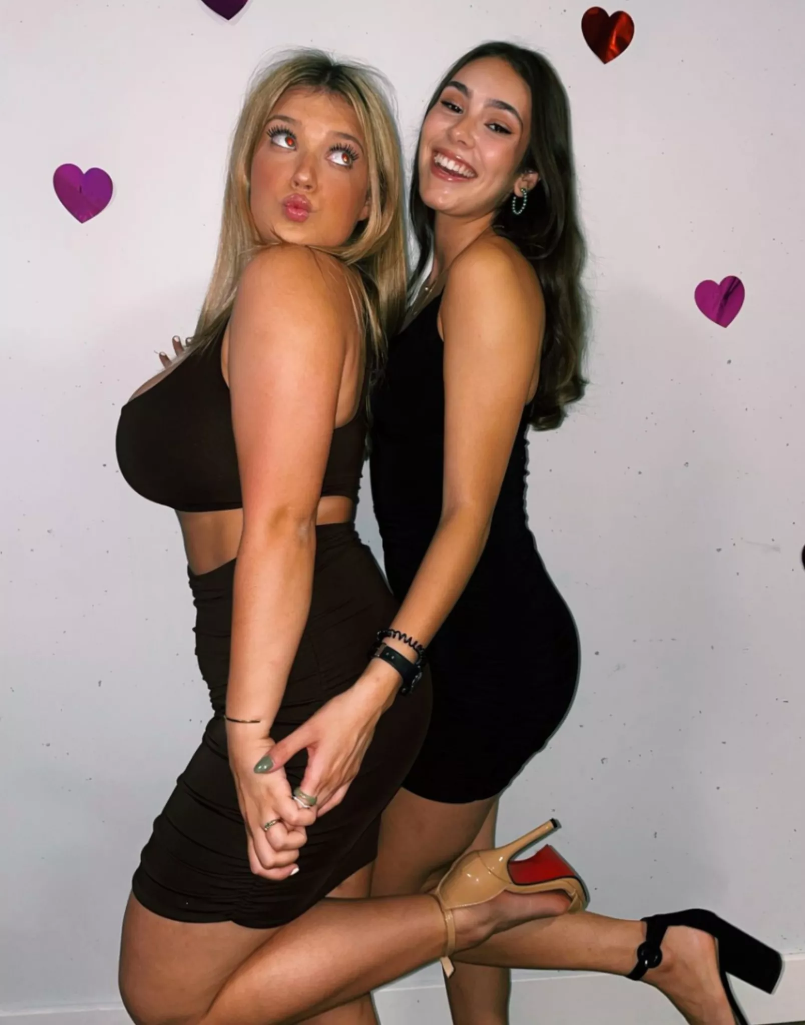 Me <-> Her posted by SlowDownHoeDown