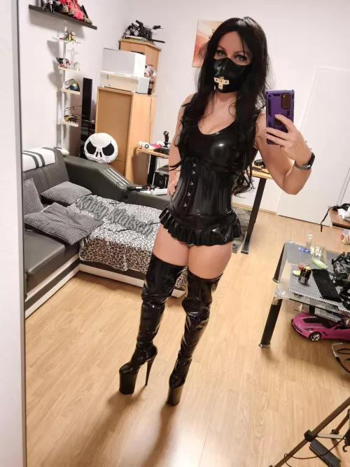 me in my Overkneeboots by KittyKlatsch