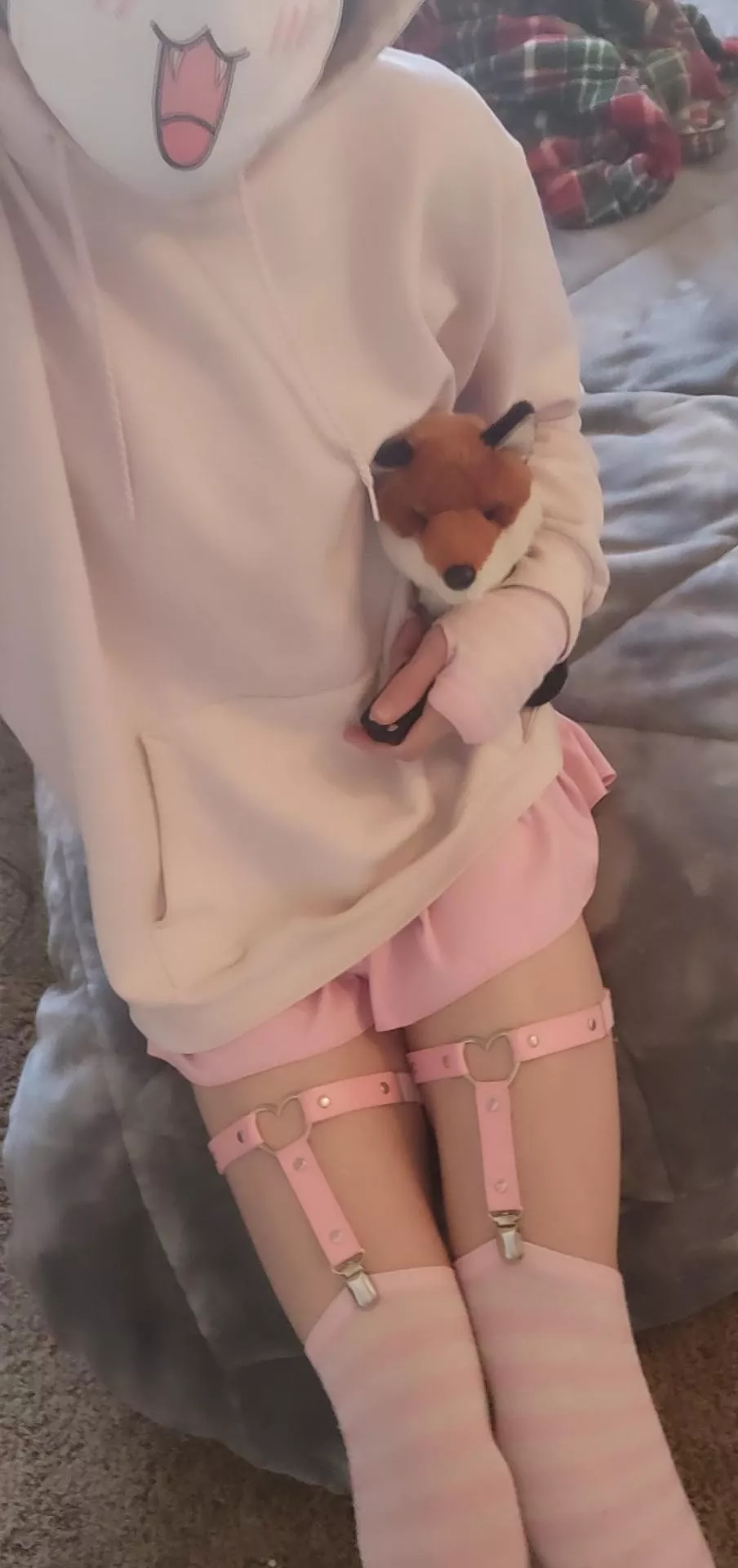 Me n da fox be vibing! Do you wanna join us? 🥺 posted by Global-Tangelo738