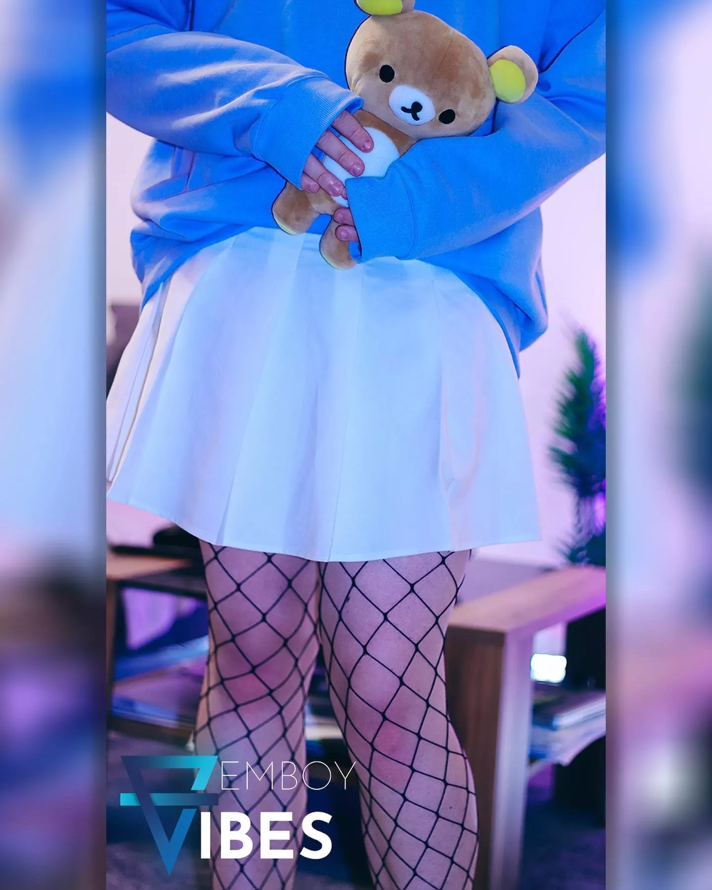 Me trying to look cute, pls be kind 👉🏻👈🏻 posted by Femboy_Vibes