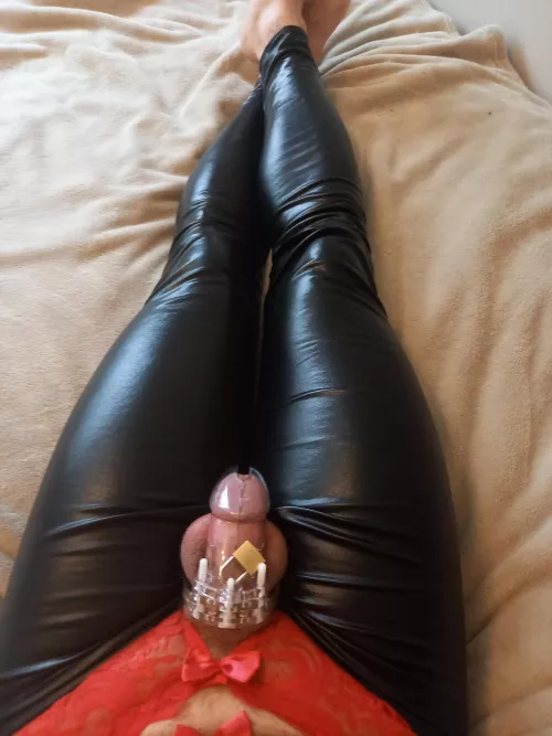 Me while she is away with her friends by natsuki1285