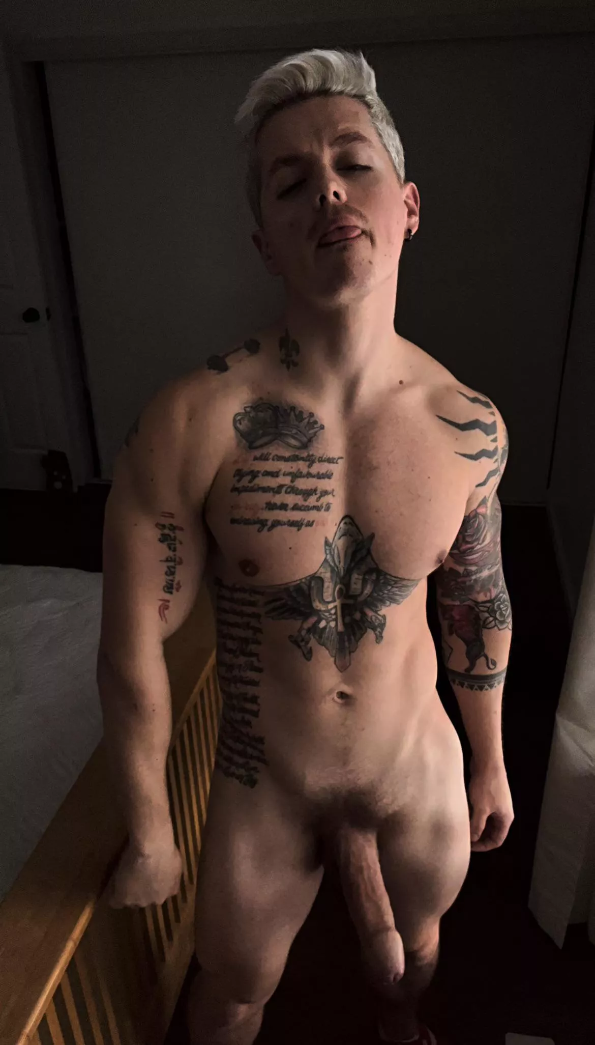 Mediterranean looking for fun posted by NikolaiiBrazen