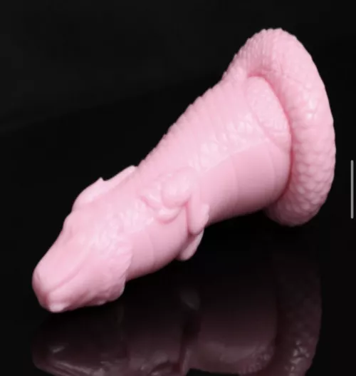 Medium meng for my girlfriend what do you guys think? Good birthday present or no leave your answer in the comments😊 by FURIOUS-CLOSET