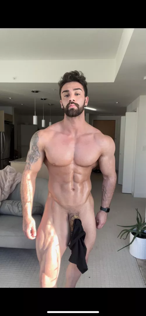 Meet me in the hotel room 🤌🏼✅ by Skylerfancy