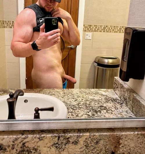 Meet me in the locker room😈 by bigcckjock