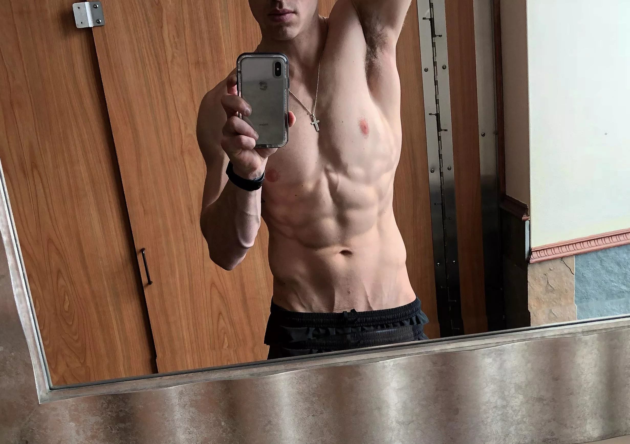 Meet me in the showers - that’s an order posted by jakewiththeabs