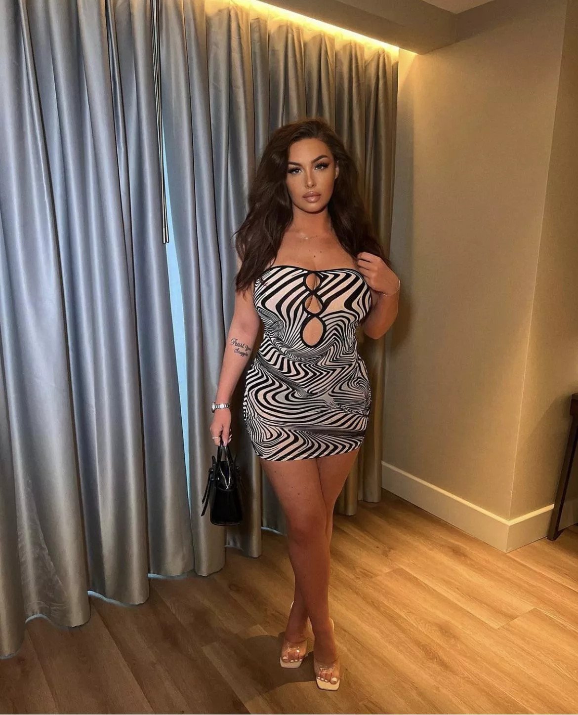 Megan posted by salatvlad