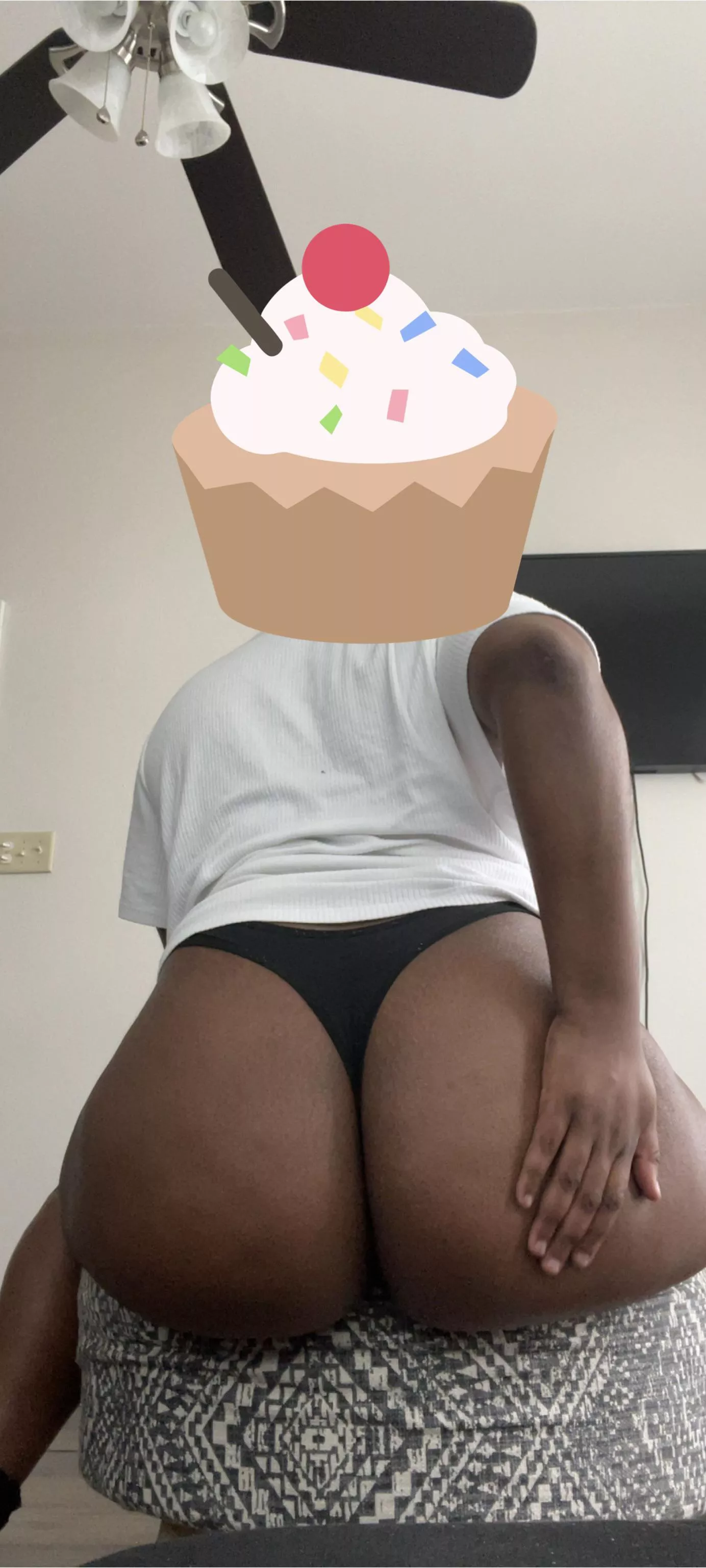 Melanated Milf Monday! posted by NevThad