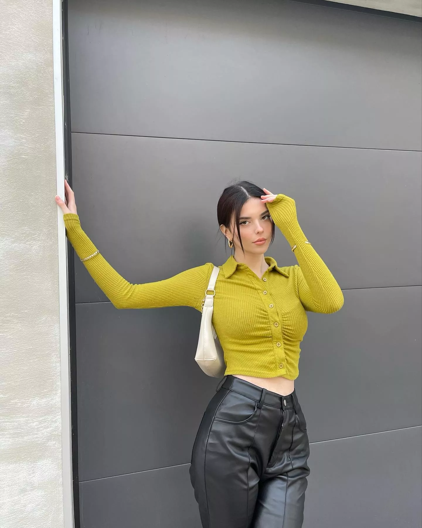 Melisa Yamac posted by shbmpl