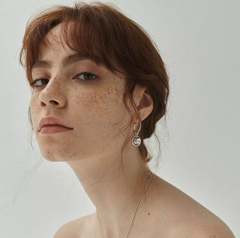 Melissa Fernandes posted by GlamMetalLion