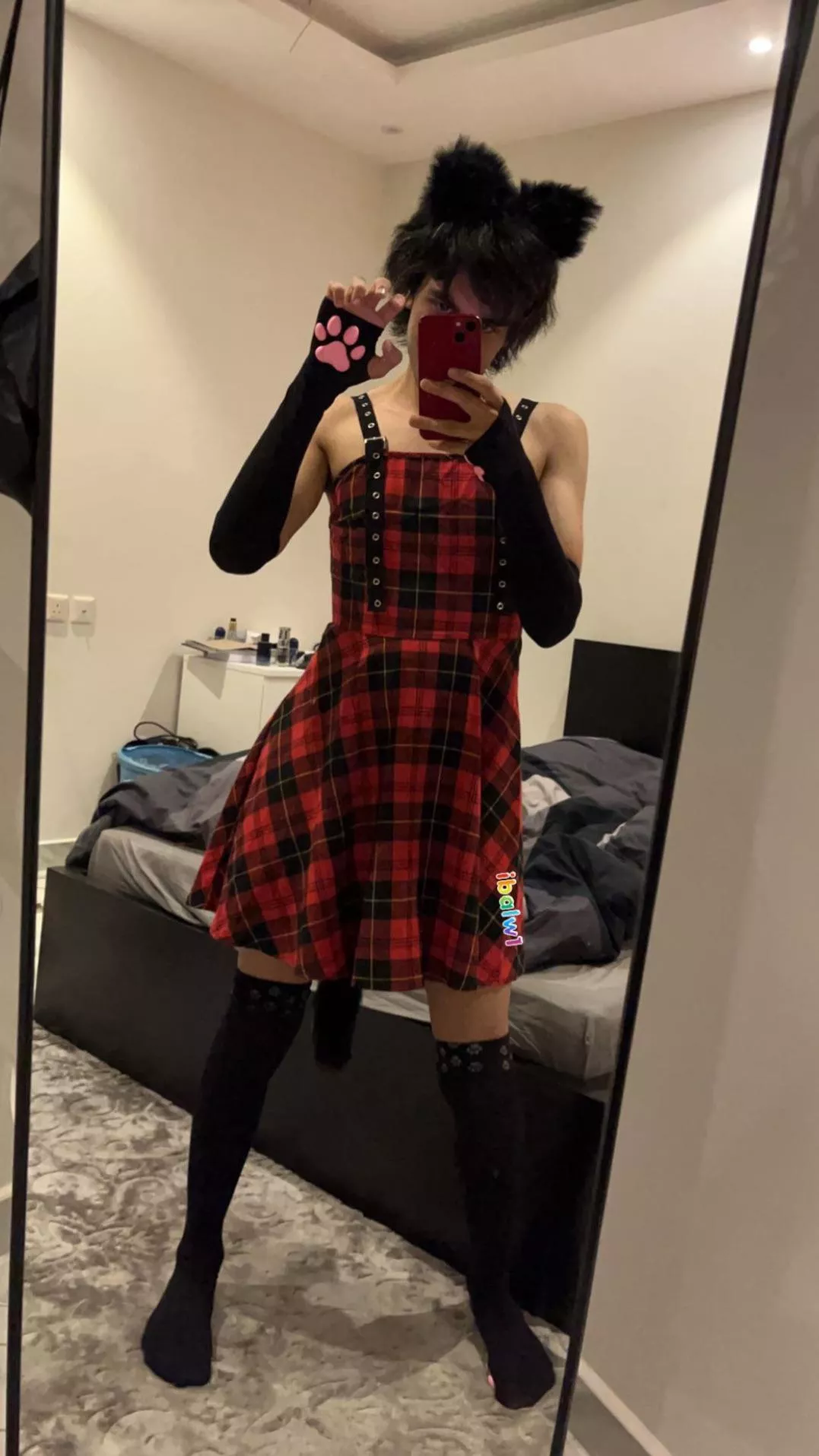 Meow meow ~Pet me please 🥺 posted by ibalw1