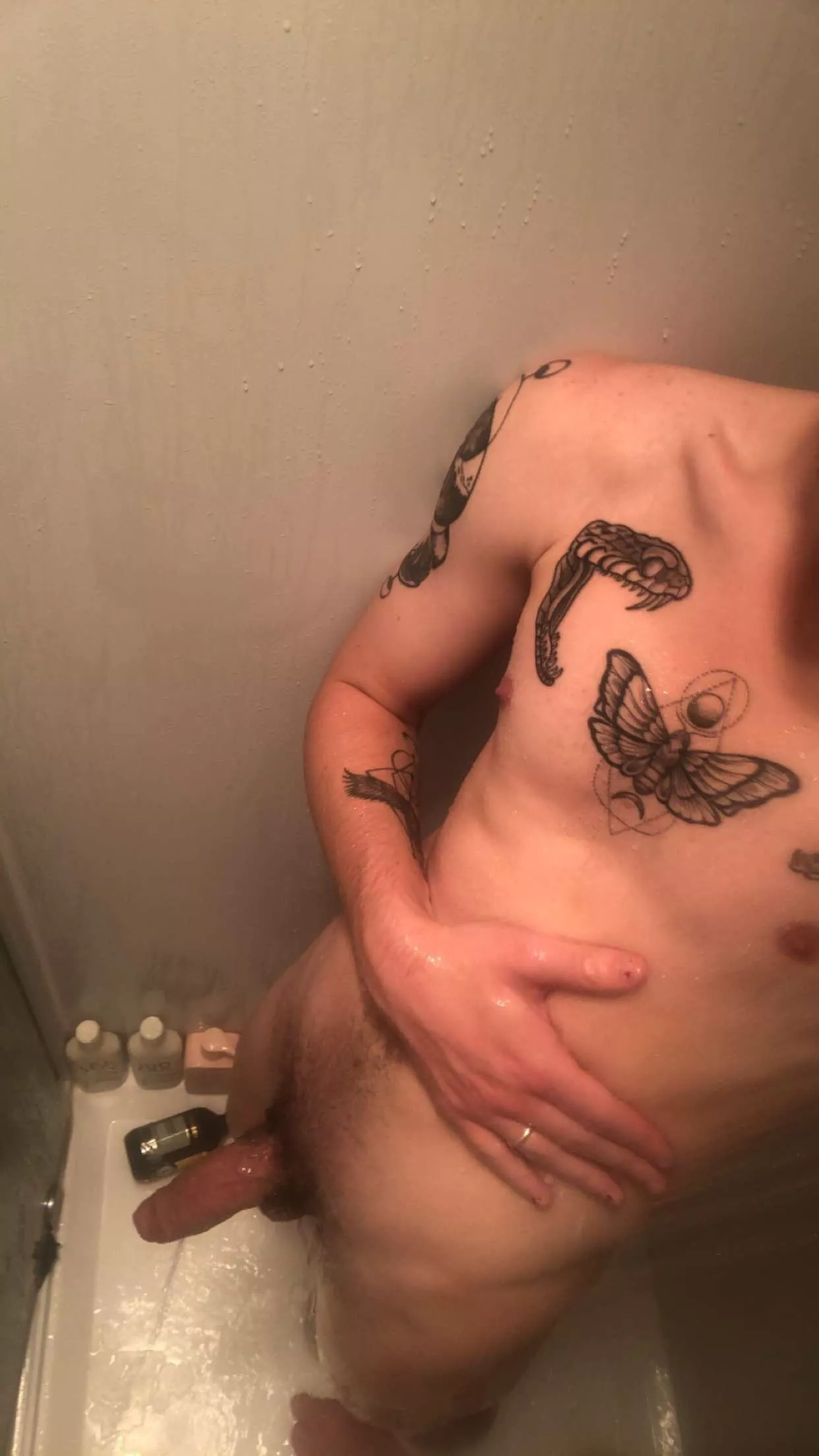 Message me 👀 posted by CivilScholar3911