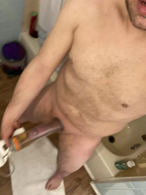 Message me 😏 pumping my throbbing pissing cock by aintsleptyett