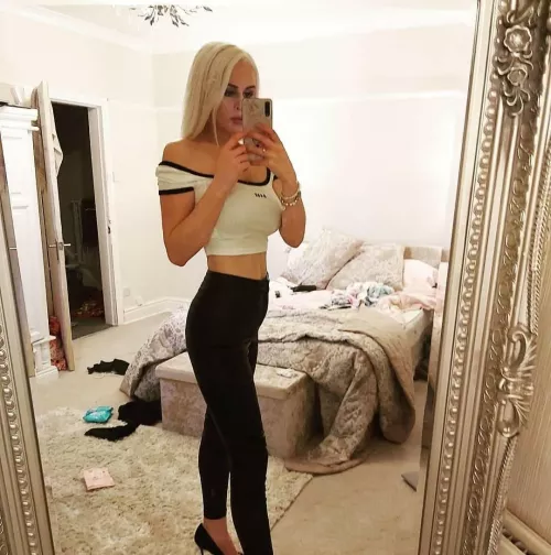 Messy bedroom chav by yak2121