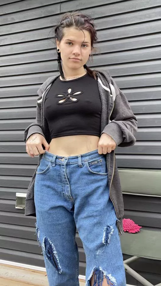 Messy hair don’t care? Woke up feeling cute today🥰 posted by macybabyxox