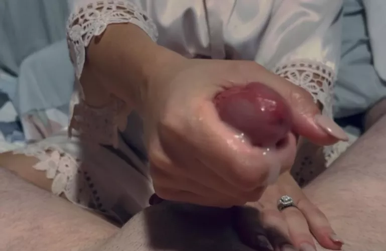 Messy morning handjob 💦 by humble_housewife