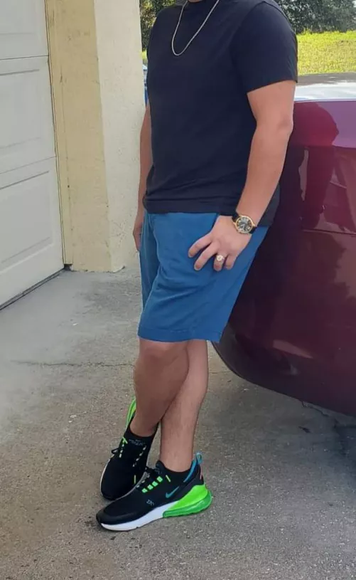 (MF4F) 👋🏻Hello Latino couple here 😊both 33 from winter haven FL.😈 wife is cuckquean looking for a lady for me,please DM by Even_Soft9860