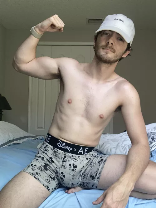 mickey is looking a little stuffed down there by blothesho