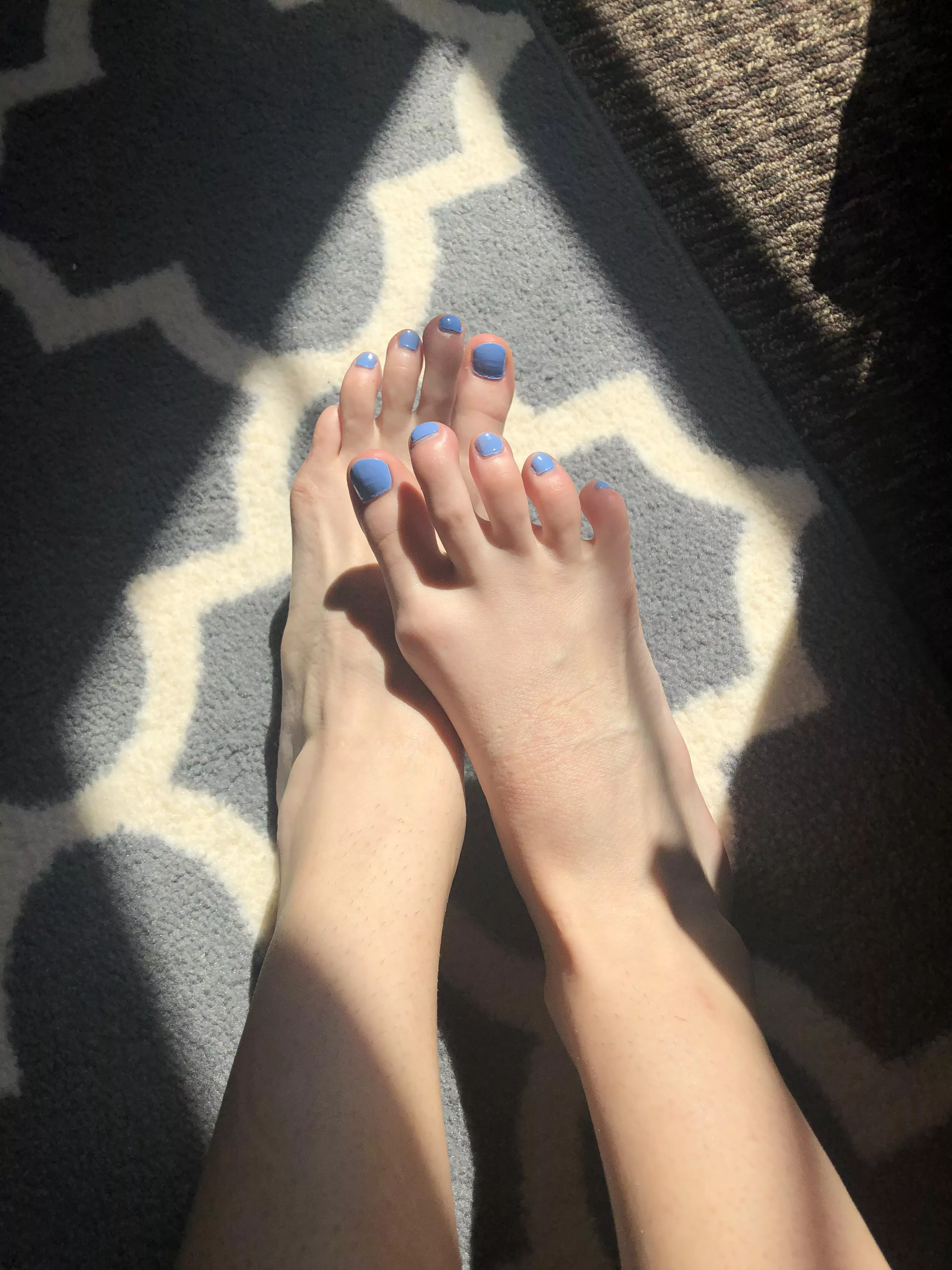 Midday toes posted by Pinky__Please
