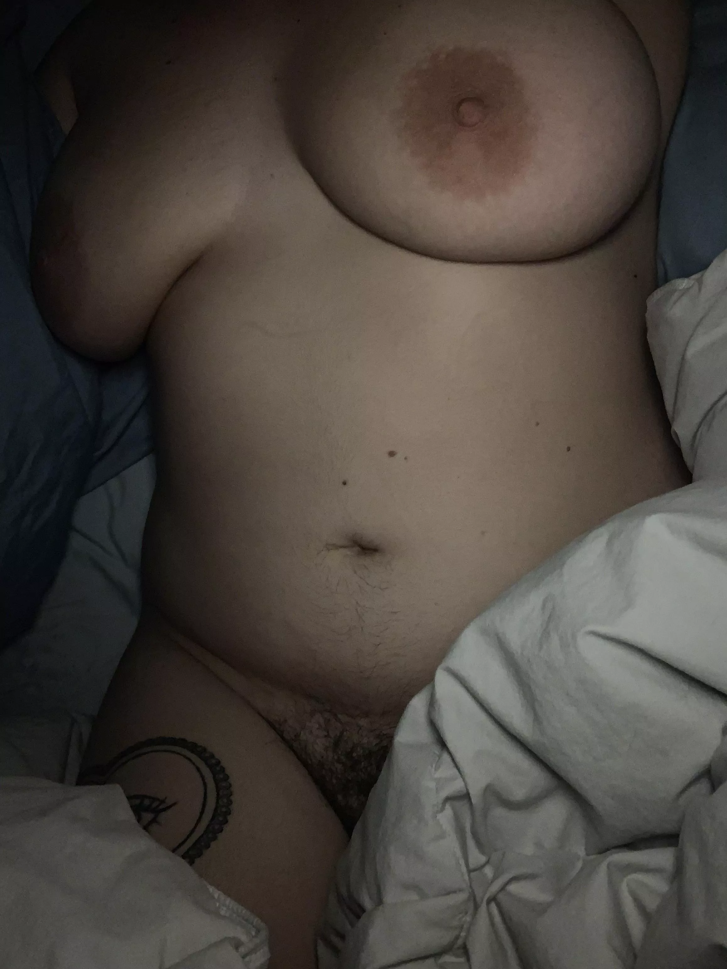 Middle of the night fuckies are the best 🥰 posted by neongrinch