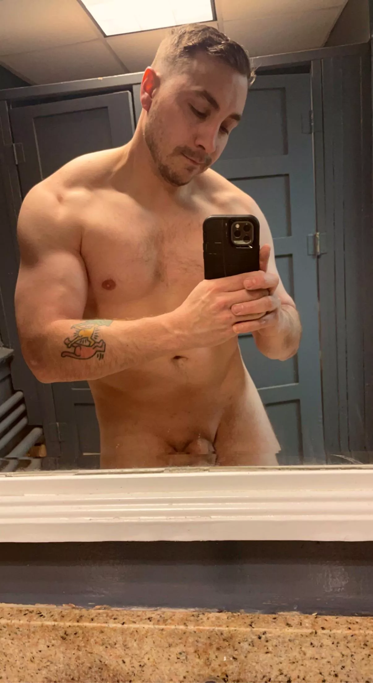 (M)ight be taking gym partner applications! 😏 posted by Pinball-Wizard69