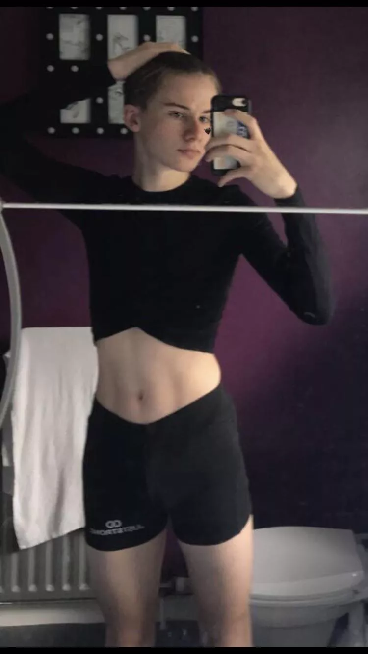 might delete if this flops, i’m getting brave enough to show my face 😩 posted by cutebeatle22