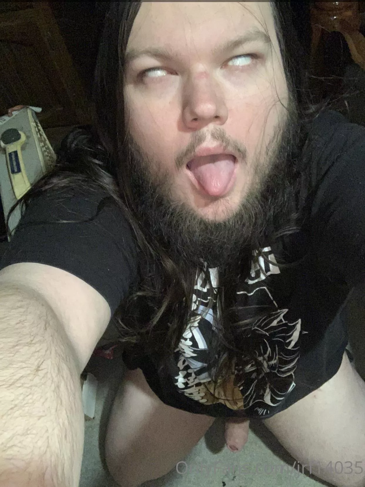 Might need to be fed. posted by Cyiyouy