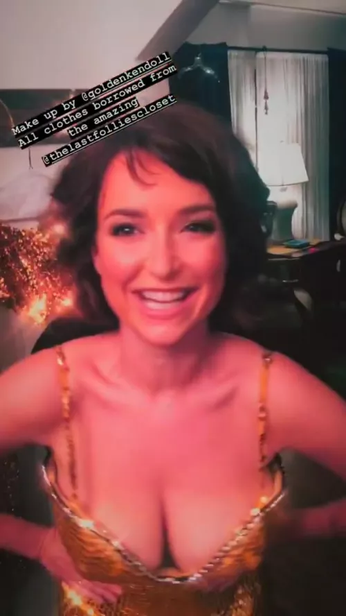 Milana Vayntrub's incredible cleavage by cor0094