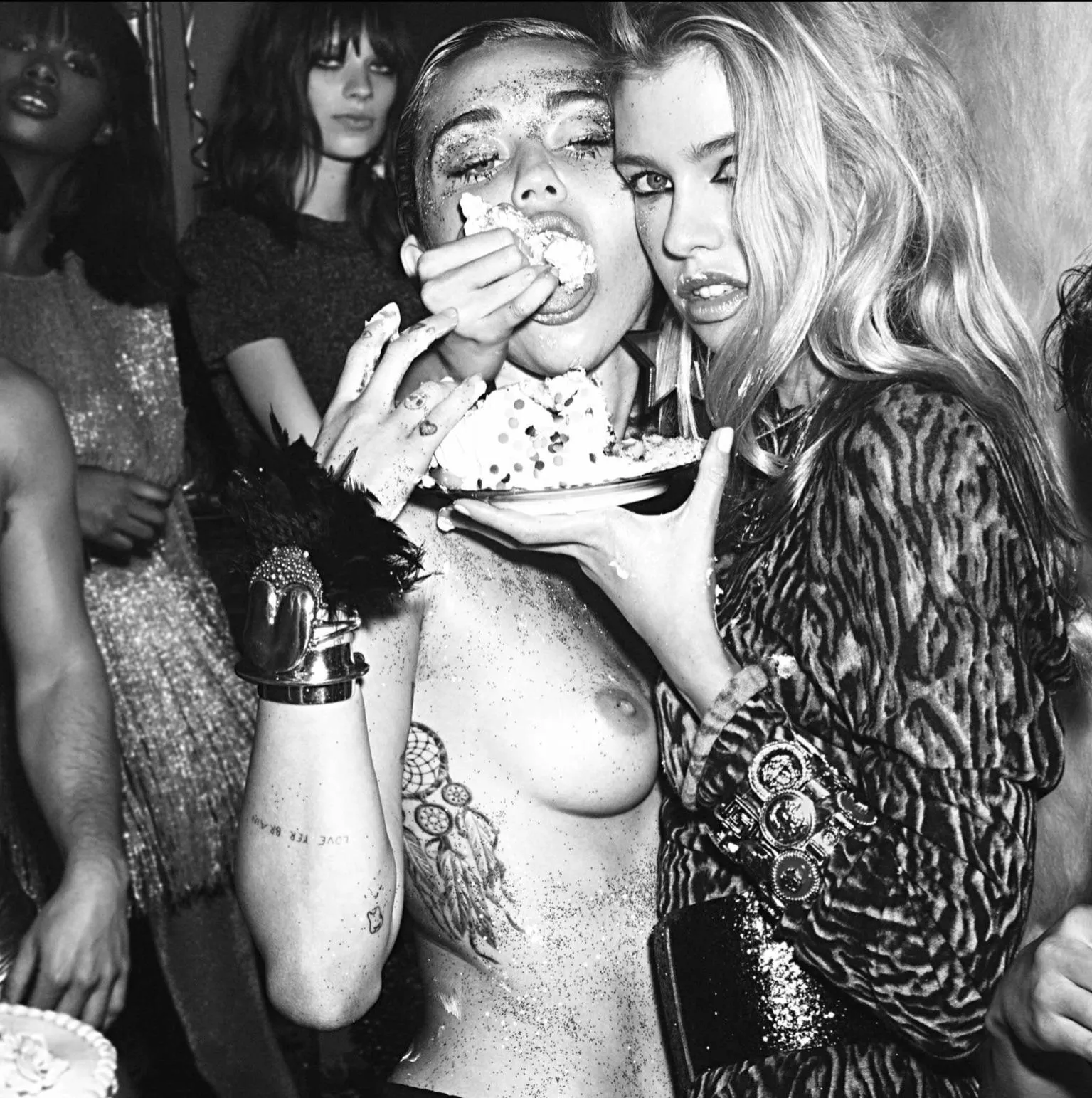 Miley Cyrus posted by ati31690