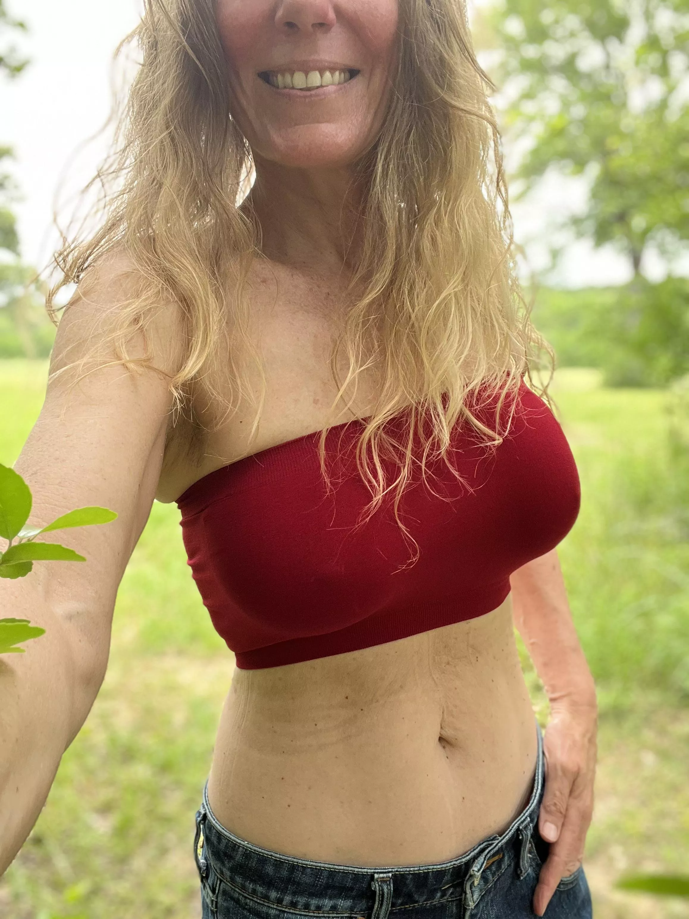 Milfie blonde. posted by Mrseviemae