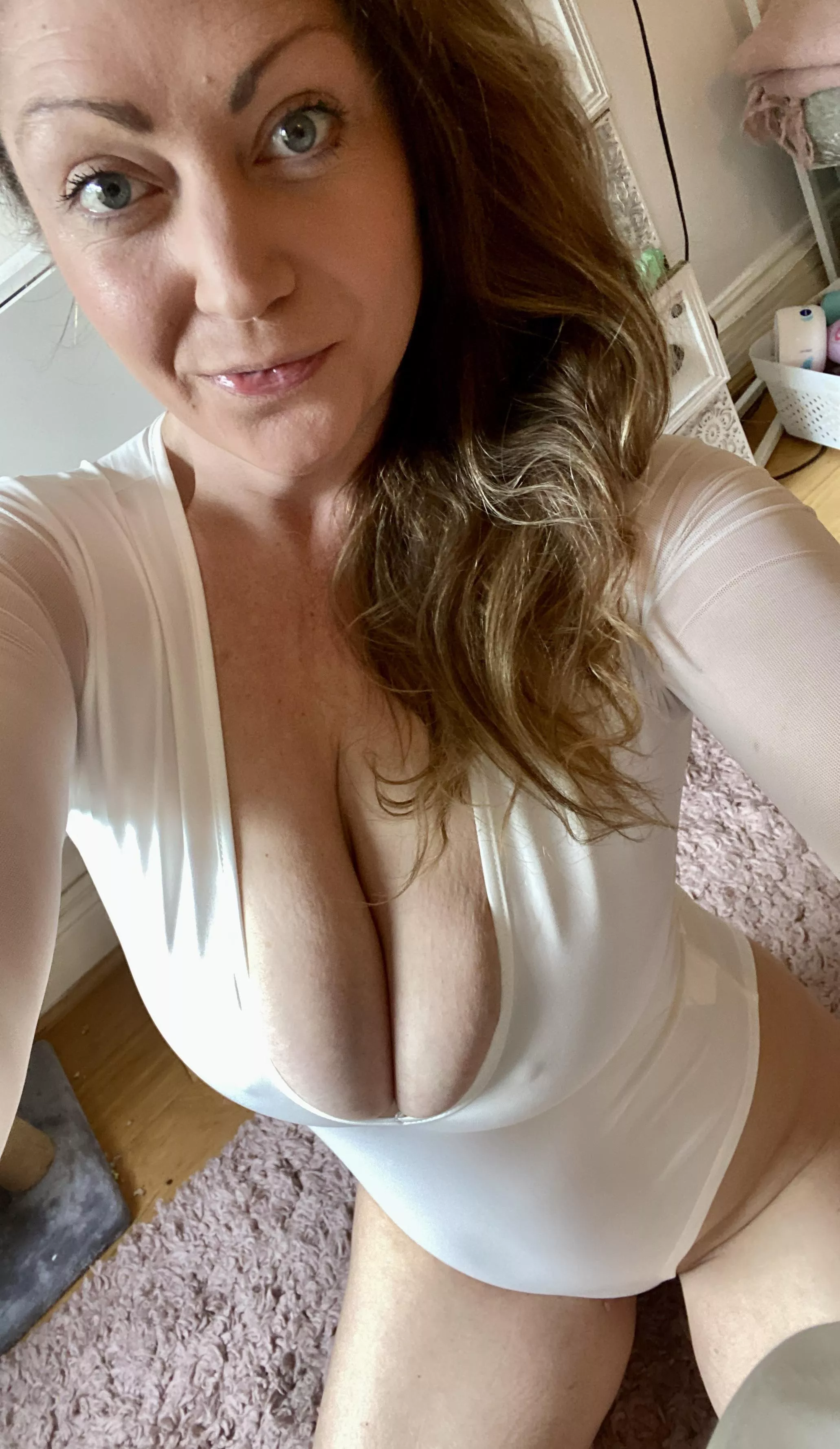 Milfy dreams 💋 posted by mysteriousmia86