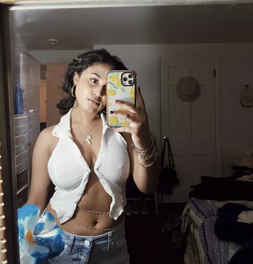 Mirror by EzziUchiha