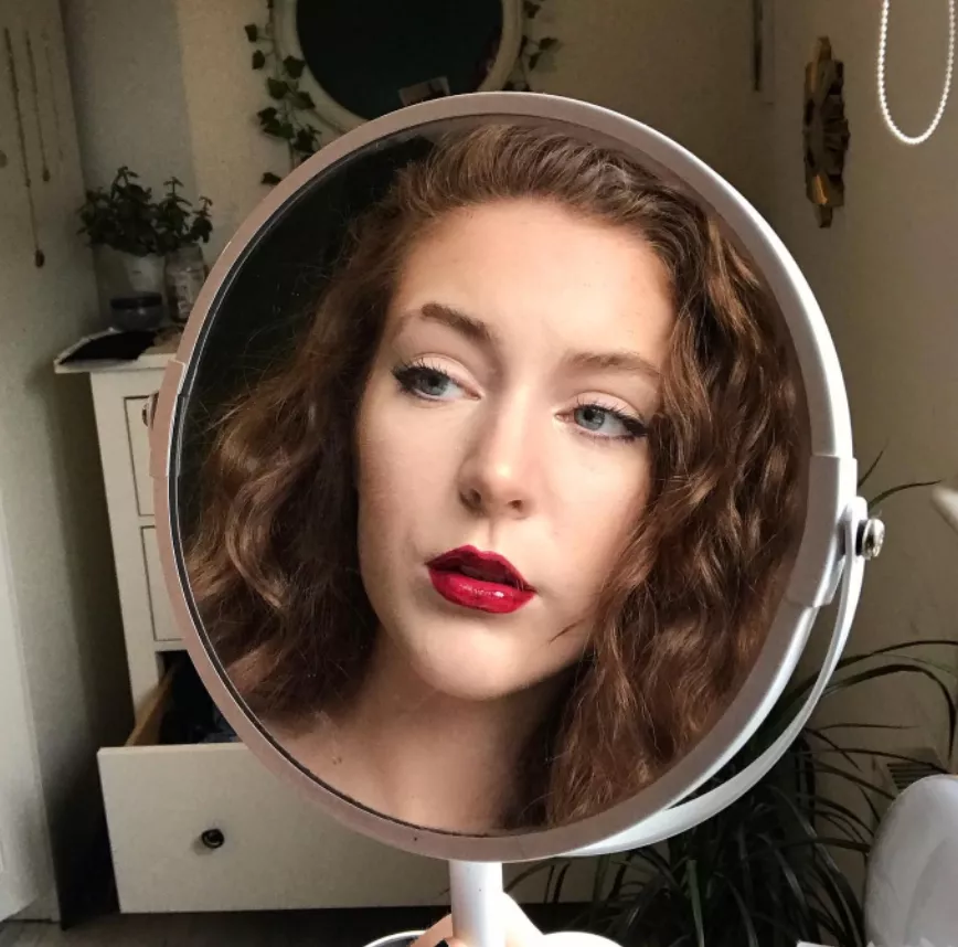 Mirror, mirror posted by Nomorepussypls