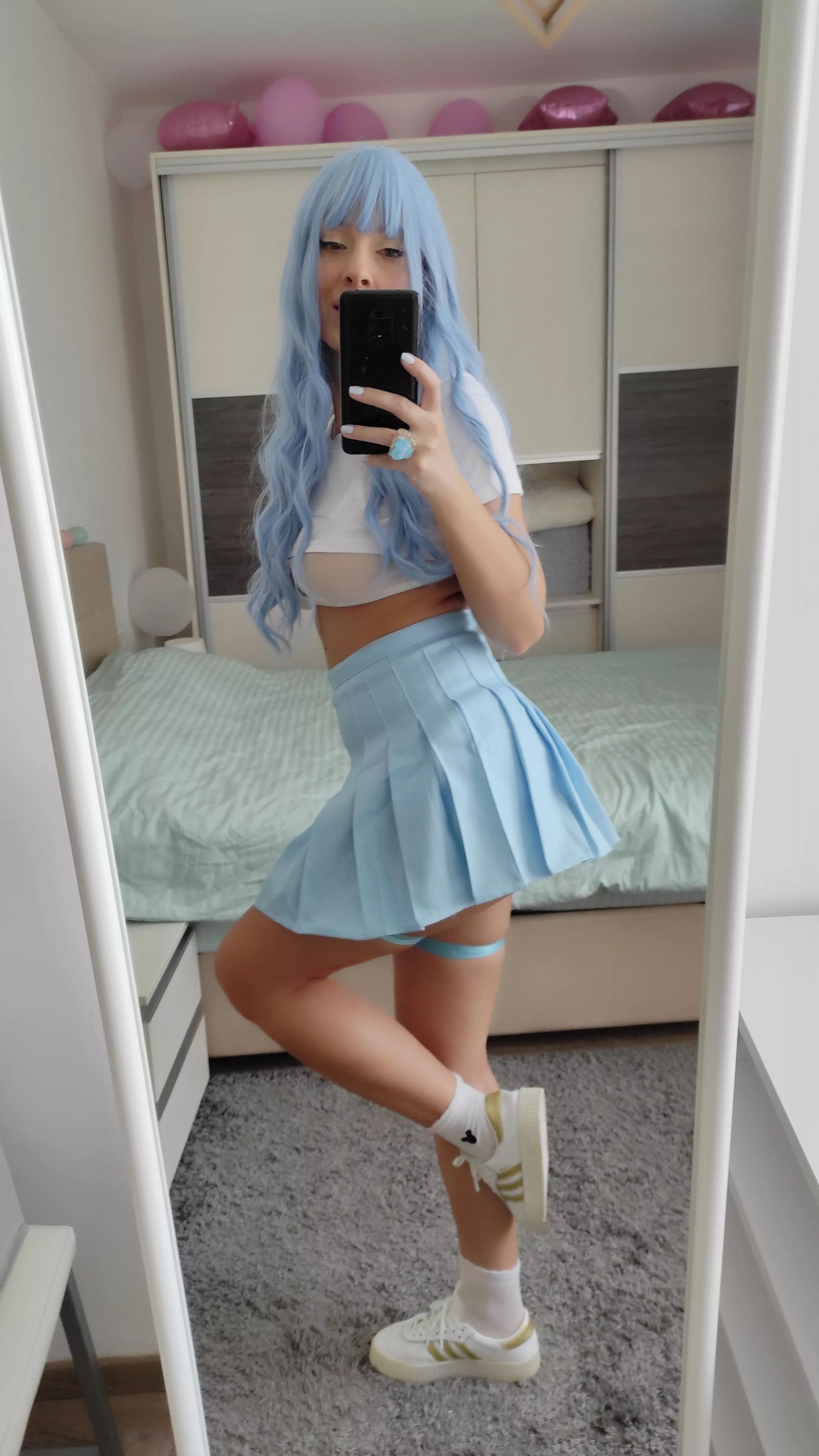 Mirror, mirror on the wall who's the fairest of them all.. posted by alleyabae