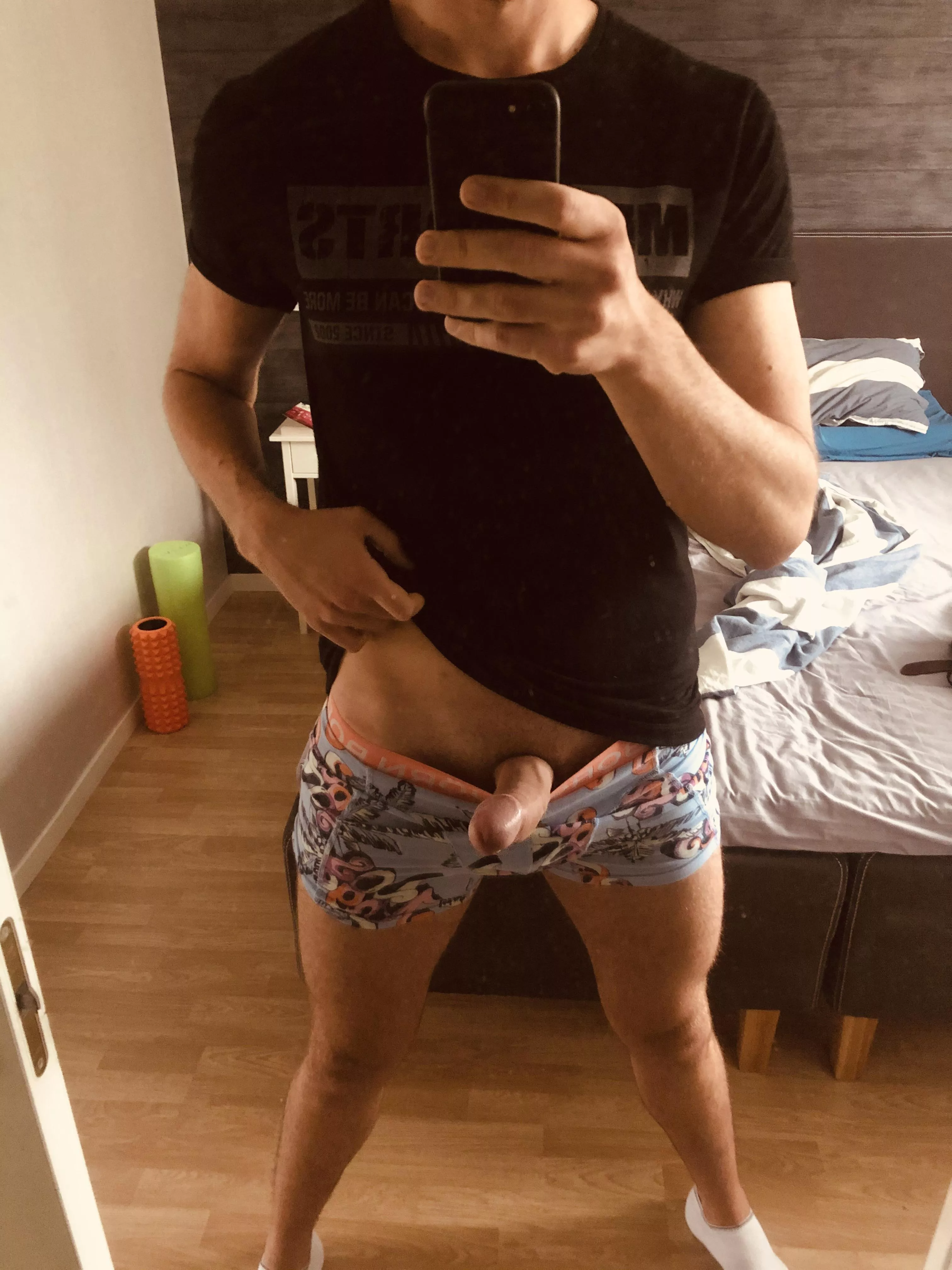 Mirror selfie 🤗 posted by hejhoppla