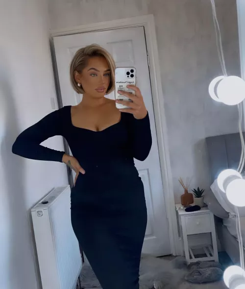 Mirror Selfie by gooningaccount