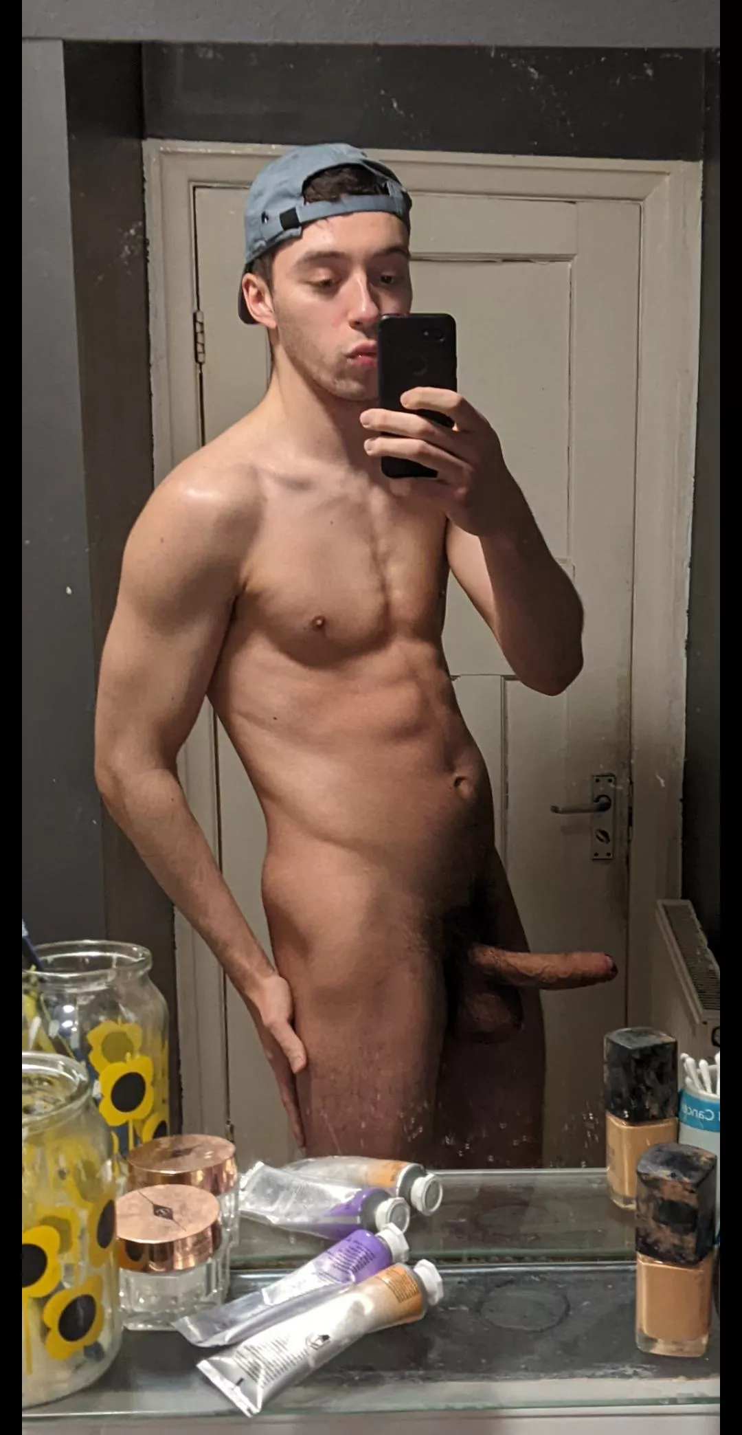 mirror selfie 😊 posted by Commercial-Ad-2423