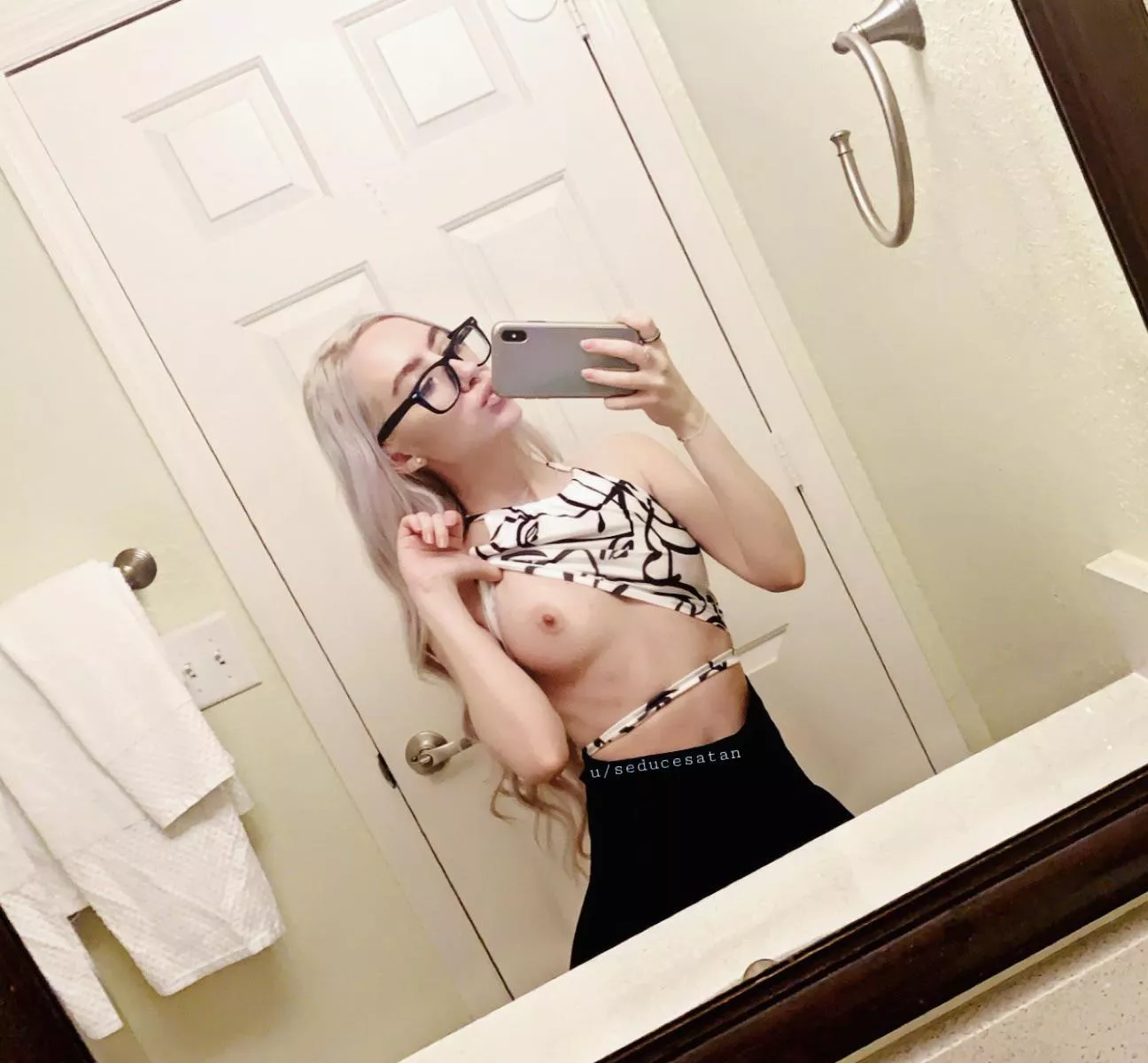 mirror selfie 🤍 posted by SeduceSatan