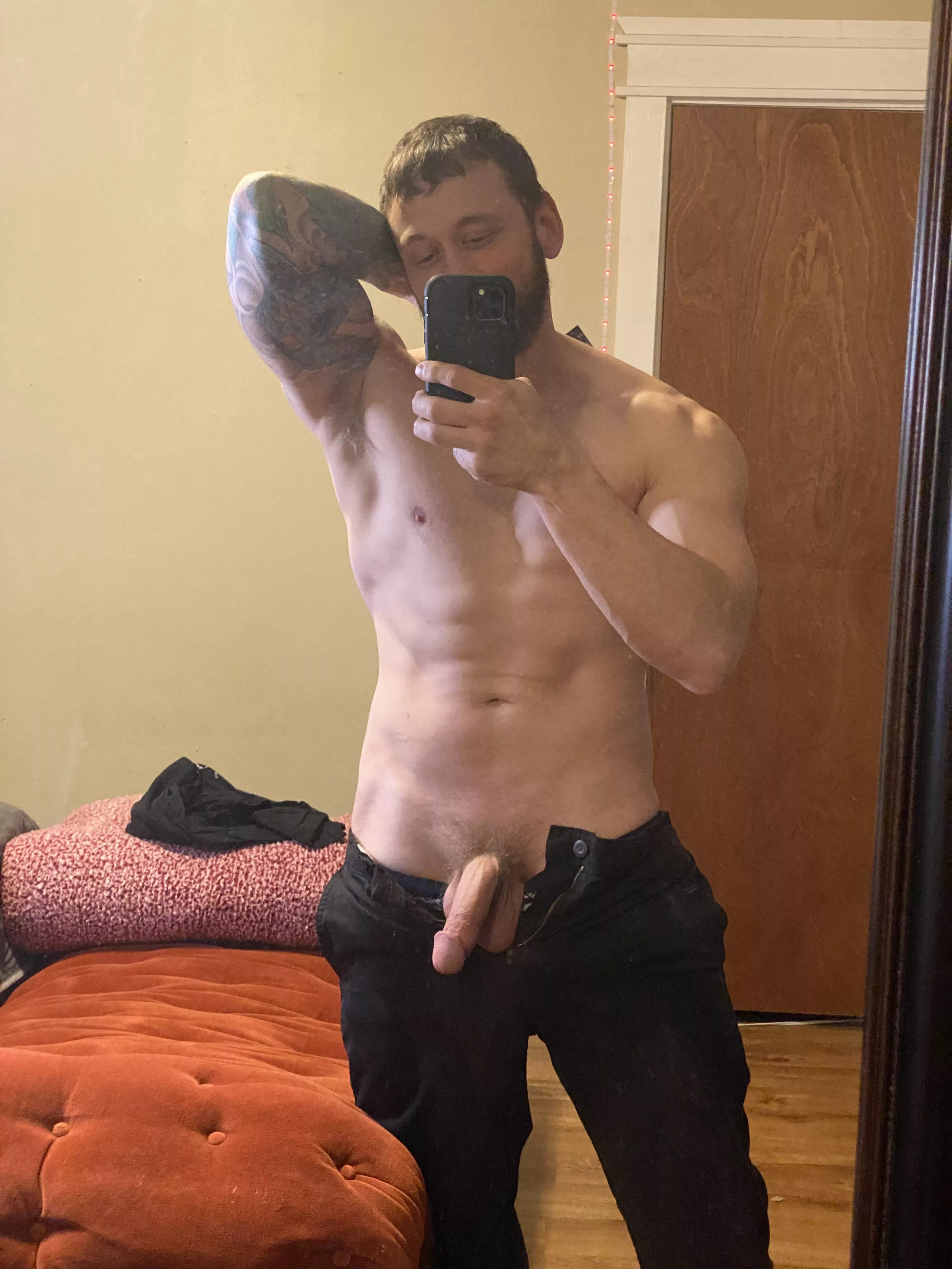 Mirror selfie pit posted by timmyzz