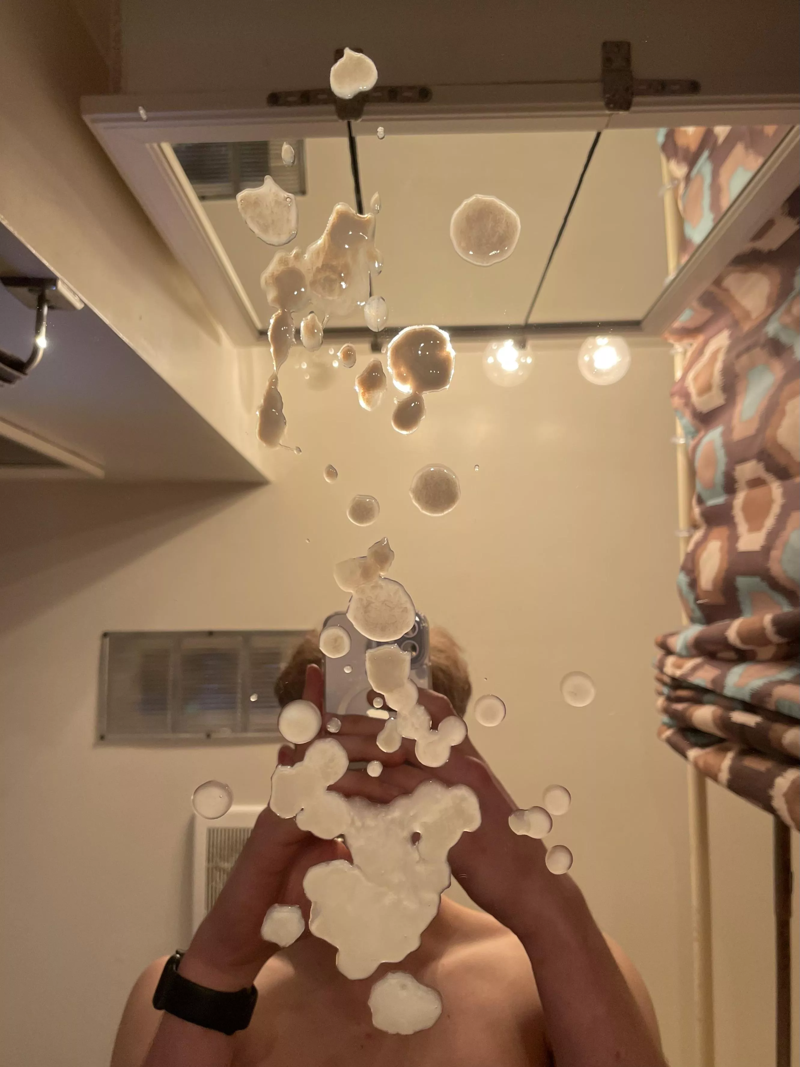 Mirrors are always fun to mess around with 😁 posted by hung_8x6