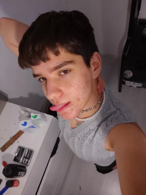 missed yall lets talk. 18y by Master-Distance-4795