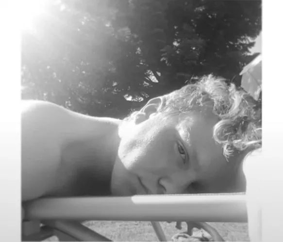 missing my curly hair :/ by Mikkel_landeell20