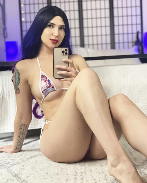 Missing the weekend by 2shycosplay