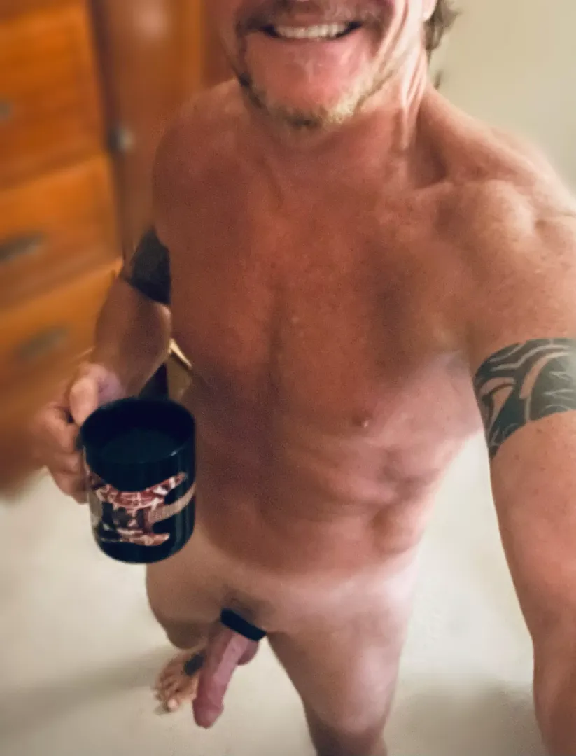 Mmm…love watching you walk all wobbly when you finally get outta the bed and cum get your coffee.😈🔥❤️‍🔥 posted by tunesandsomebud_420
