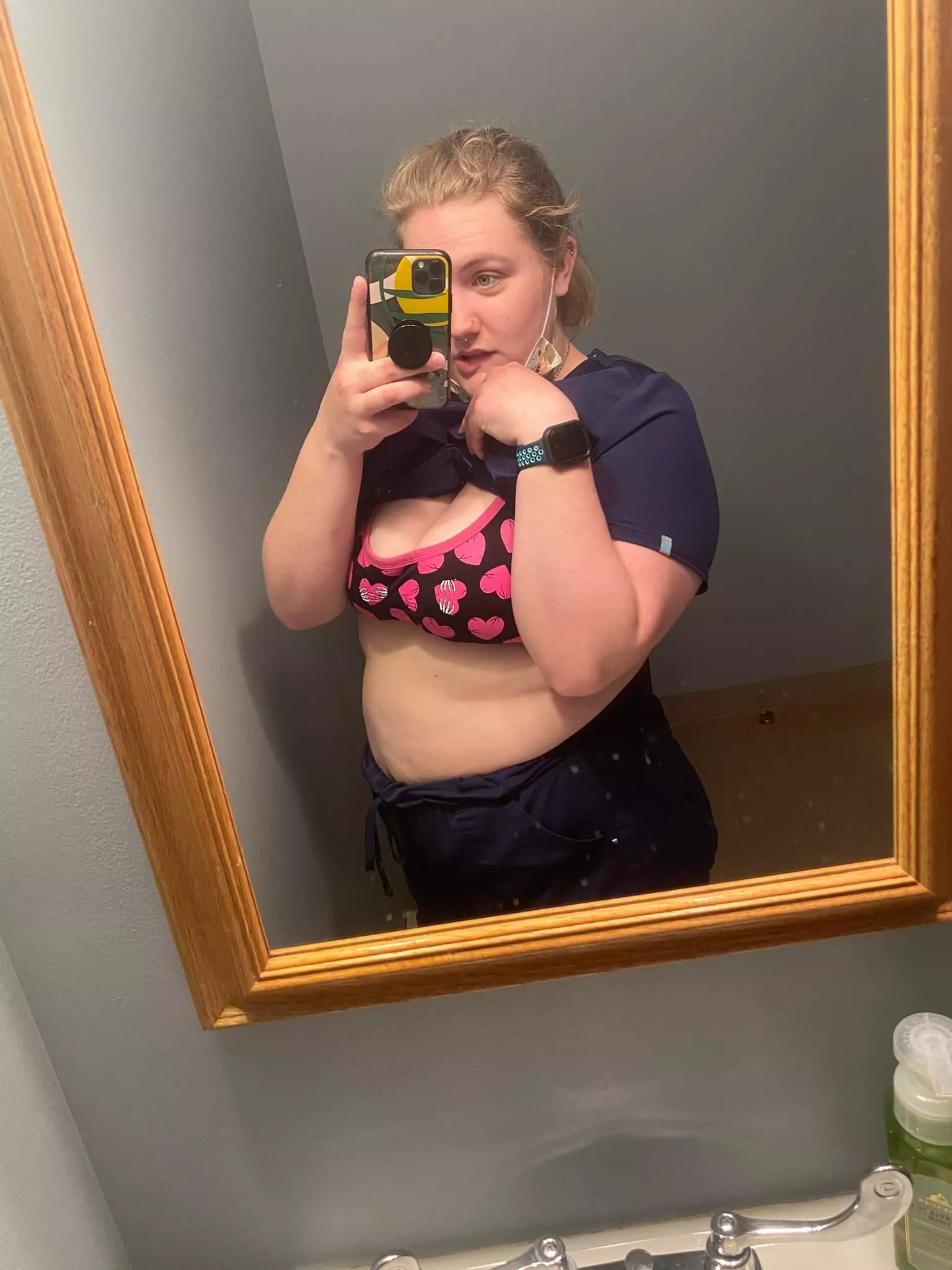 mmmm someone was nice and bought me My favorite fast food for lunch😈😘 posted by heavyheavystine