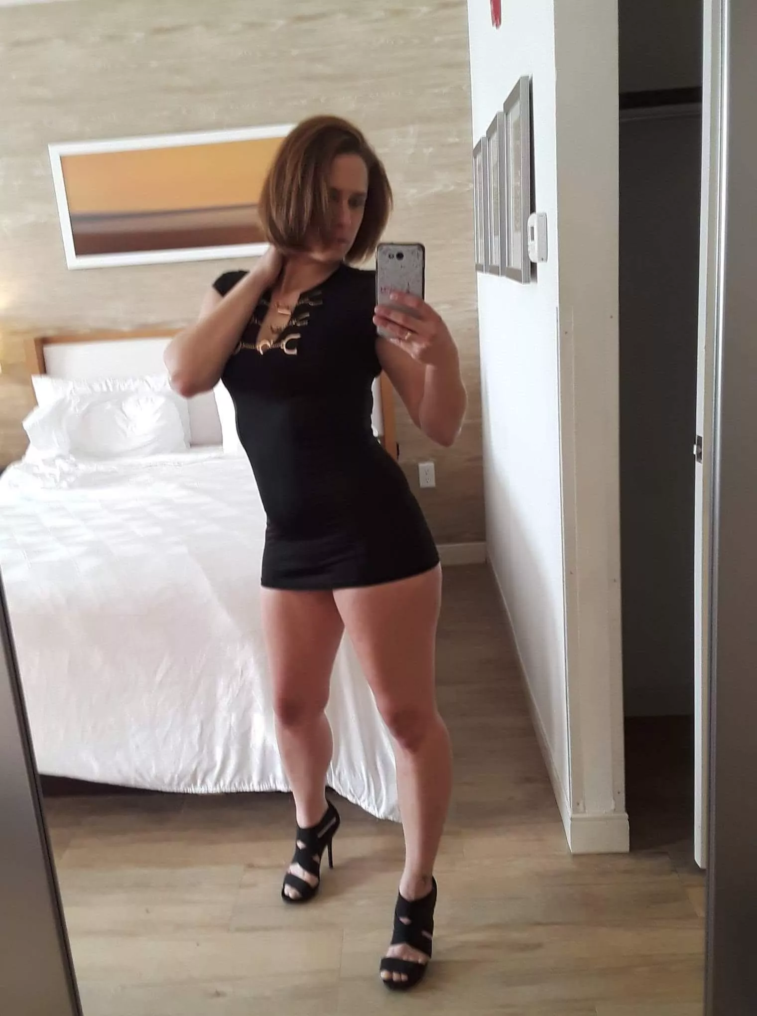 Mmmmm lvoe bieng a dirty slutty wife. posted by furnitureevolve