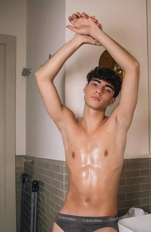 Model: Pablo...pic posted with permission from the photographer 📸 Jordan Ferreira by JaguarAccomplished15